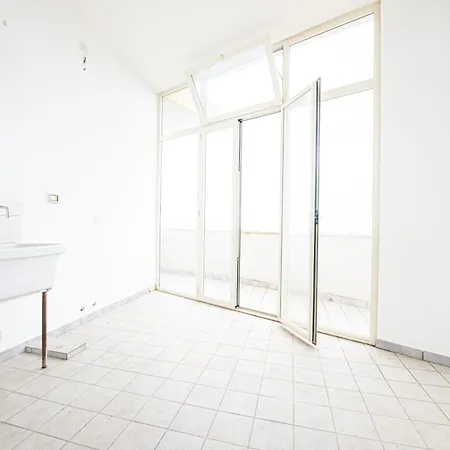 Vicino Corso Italia Apartment *