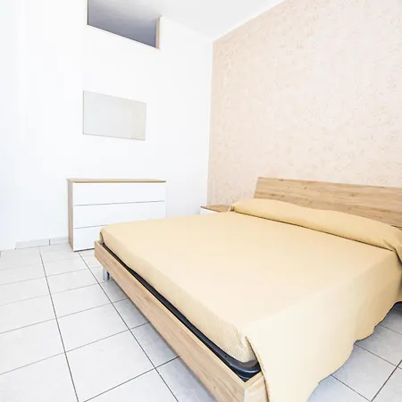 Vicino Corso Italia *
