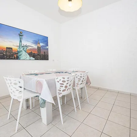 Vicino Corso Italia Apartment *