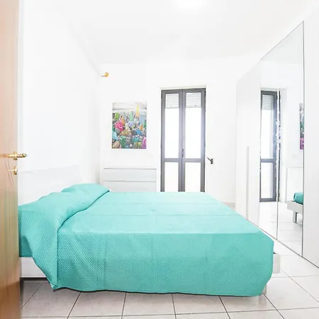 Vicino Corso Italia Apartment *